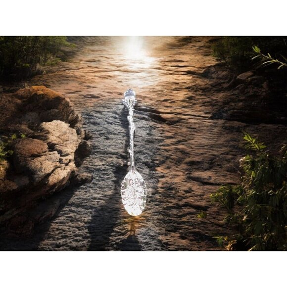 Carved Leaf Spoon with Crystal Accent, Apothecary Witchcraft Decor, 4.33" - Picture 3 of 7